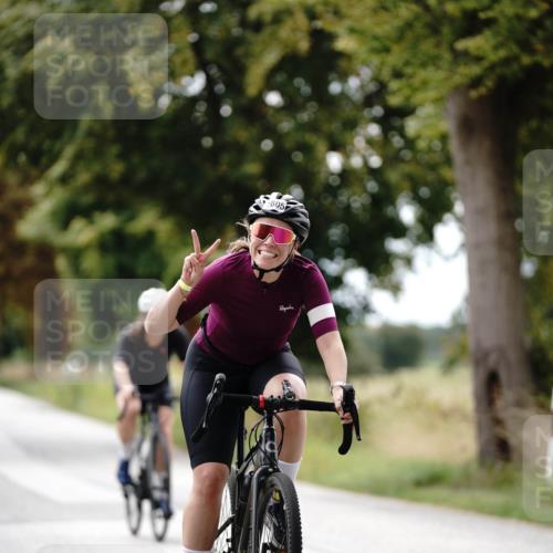 30.08.2026 - Elbe Triathlon Hamburg Michael Burmester http://msf.ph/oto/10059465 30.08.2026 11:31:23 Radfahren 1409, 1515, 1579, 1605 meine-sportfotos.de