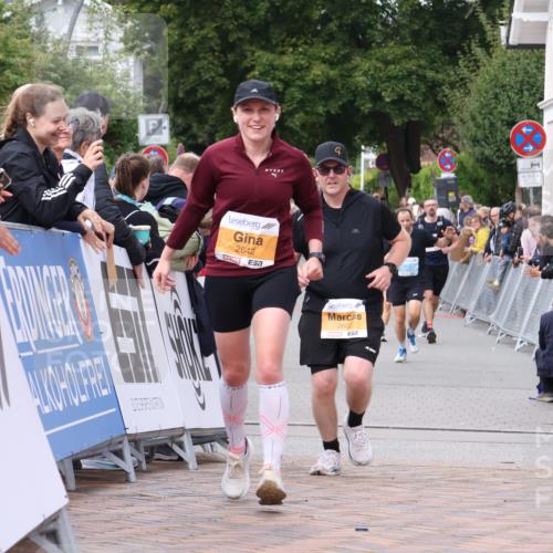 30.08.2026 - Blankeneser Heldenlauf Lena Gebhardt http://msf.ph/oto/10059478 30.08.2026 12:26:13 Ziel 2602, 2642, 2764, 4204, 4263, 4346 meine-sportfotos.de