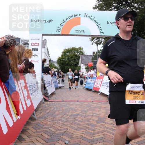 30.08.2026 - Blankeneser Heldenlauf Lena Gebhardt http://msf.ph/oto/10059524 30.08.2026 12:26:19 Ziel 2600, 2602, 2642, 4464, 4479 meine-sportfotos.de