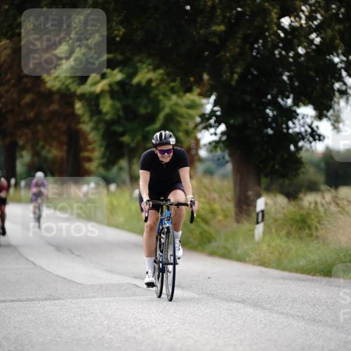 30.08.2026 - Elbe Triathlon Hamburg Michael Burmester http://msf.ph/oto/10059525 30.08.2026 11:31:49 Radfahren 1544, 1550, 1560, 1561 meine-sportfotos.de