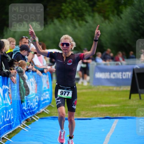30.08.2026 - Elbe Triathlon Hamburg LAZAROV Photography http://msf.ph/oto/10059526 30.08.2026 11:36:32 Ziel 568, 882, 977 meine-sportfotos.de