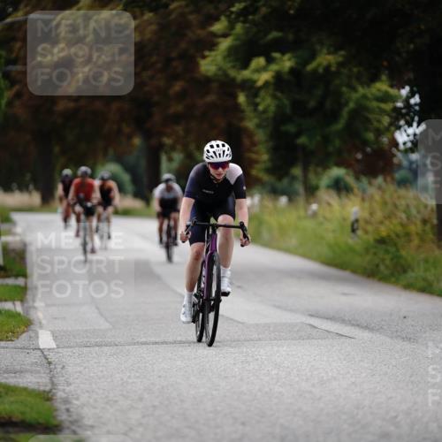 30.08.2026 - Elbe Triathlon Hamburg Michael Burmester http://msf.ph/oto/10059549 30.08.2026 11:32:10 Radfahren 1475, 1522, 1580 meine-sportfotos.de