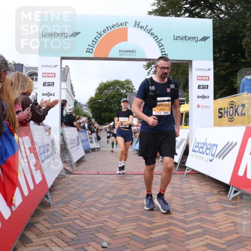 30.08.2026 - Blankeneser Heldenlauf Lena Gebhardt http://msf.ph/oto/10059572 30.08.2026 12:26:24 Ziel 2600, 2602, 2642, 2690, 4464, 4478, 4479 meine-sportfotos.de