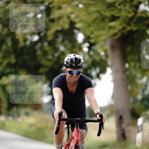 30.08.2026 - Elbe Triathlon Hamburg Michael Burmester http://msf.ph/oto/10059576 30.08.2026 11:32:20 Radfahren 1500, 1634, 1640, 1645 meine-sportfotos.de