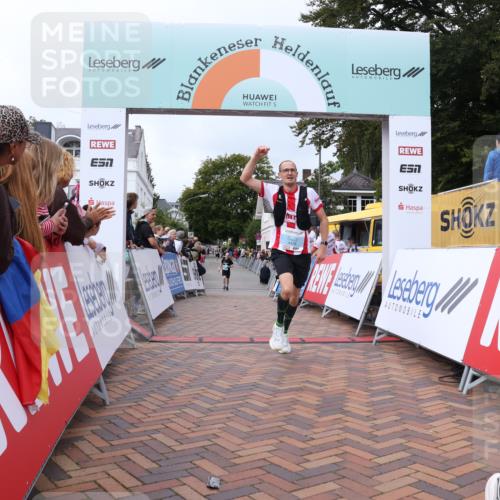 30.08.2026 - Blankeneser Heldenlauf Lena Gebhardt http://msf.ph/oto/10059608 30.08.2026 12:26:26 Ziel 2600, 2690, 4464, 4478, 4479 meine-sportfotos.de