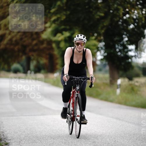 30.08.2026 - Elbe Triathlon Hamburg Michael Burmester http://msf.ph/oto/10059663 30.08.2026 11:33:33 Radfahren 835, 1547 meine-sportfotos.de