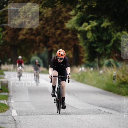 30.08.2026 - Elbe Triathlon Hamburg Michael Burmester http://msf.ph/oto/10059666 30.08.2026 11:33:46 Radfahren 1501, 1539 meine-sportfotos.de