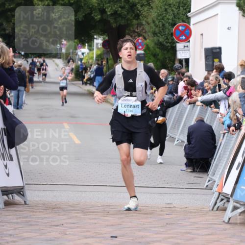 30.08.2026 - Blankeneser Heldenlauf Lena Gebhardt http://msf.ph/oto/10059671 30.08.2026 12:26:36 Ziel 4140, 4380 meine-sportfotos.de