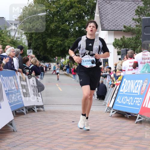 30.08.2026 - Blankeneser Heldenlauf Lena Gebhardt http://msf.ph/oto/10059685 30.08.2026 12:26:38 Ziel 4140, 4380 meine-sportfotos.de