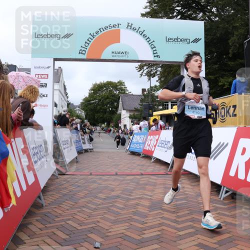 30.08.2026 - Blankeneser Heldenlauf Lena Gebhardt http://msf.ph/oto/10059699 30.08.2026 12:26:40 Ziel 4140, 4380 meine-sportfotos.de