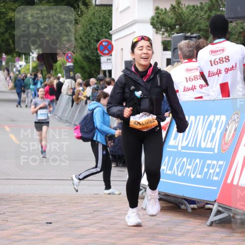 30.08.2026 - Blankeneser Heldenlauf Lena Gebhardt http://msf.ph/oto/10059711 30.08.2026 12:26:45 Ziel 2276, 4140 meine-sportfotos.de