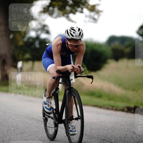30.08.2026 - Elbe Triathlon Hamburg Michael Burmester http://msf.ph/oto/10059746 30.08.2026 11:34:39 Radfahren 1408, 1487, 1554, 1627, 1664, 1667 meine-sportfotos.de