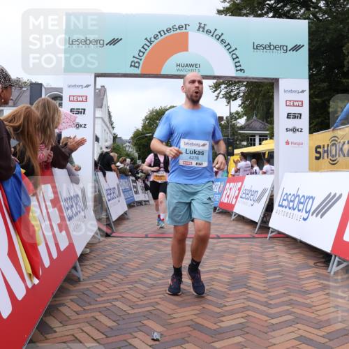 30.08.2026 - Blankeneser Heldenlauf Lena Gebhardt http://msf.ph/oto/10059860 30.08.2026 12:27:15 Ziel 2777, 2828, 4276 meine-sportfotos.de