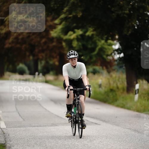 30.08.2026 - Elbe Triathlon Hamburg Michael Burmester http://msf.ph/oto/10059903 30.08.2026 11:37:12 Radfahren 1485, 1553, 1649 meine-sportfotos.de
