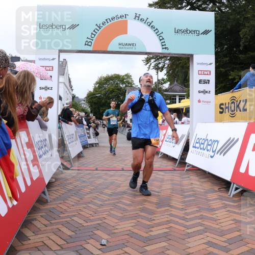 30.08.2026 - Blankeneser Heldenlauf Lena Gebhardt http://msf.ph/oto/10059914 30.08.2026 12:27:19 Ziel 2677, 2777, 2828, 4062, 4276 meine-sportfotos.de