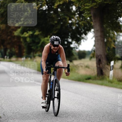 30.08.2026 - Elbe Triathlon Hamburg Michael Burmester http://msf.ph/oto/10059929 30.08.2026 11:37:49 Radfahren 1495, 1521, 1702 meine-sportfotos.de