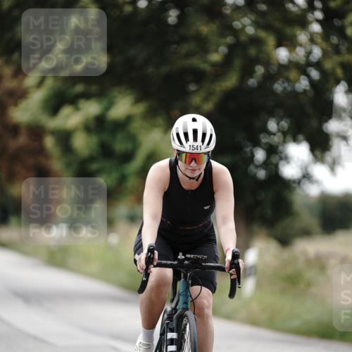 30.08.2026 - Elbe Triathlon Hamburg Michael Burmester http://msf.ph/oto/10059956 30.08.2026 11:38:04 Radfahren 1512, 1532, 1541, 1569 meine-sportfotos.de
