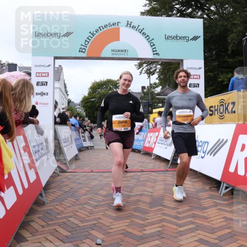 30.08.2026 - Blankeneser Heldenlauf Lena Gebhardt http://msf.ph/oto/10059994 30.08.2026 12:27:36 Ziel 2164, 2234, 2357, 4106 meine-sportfotos.de