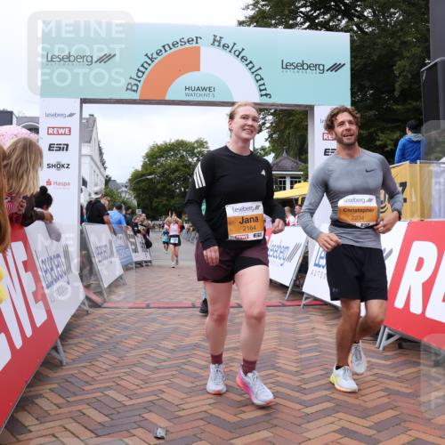 30.08.2026 - Blankeneser Heldenlauf Lena Gebhardt http://msf.ph/oto/10060001 30.08.2026 12:27:36 Ziel 2164, 2234, 2357, 4106 meine-sportfotos.de
