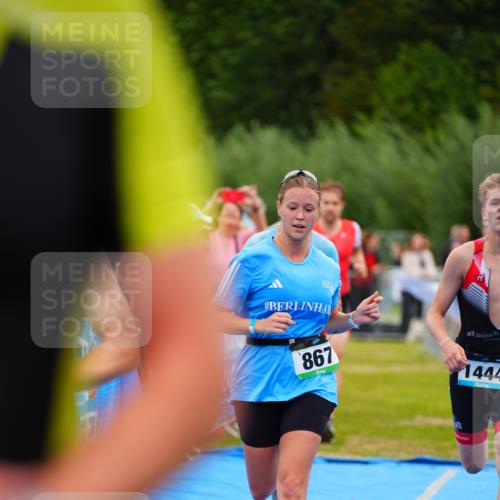 30.08.2026 - Elbe Triathlon Hamburg LAZAROV Photography http://msf.ph/oto/10060002 30.08.2026 11:38:39 Ziel 867, 1226, 1253, 1271, 1300, 1354, 1444 meine-sportfotos.de