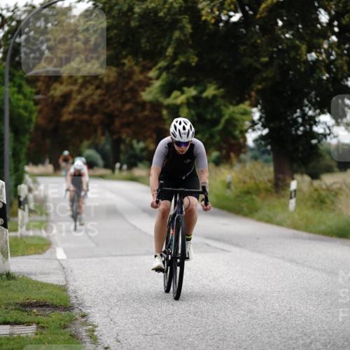 30.08.2026 - Elbe Triathlon Hamburg Michael Burmester http://msf.ph/oto/10060004 30.08.2026 11:38:21 Radfahren 1469, 1498, 1502, 1519, 1587, 1658 meine-sportfotos.de