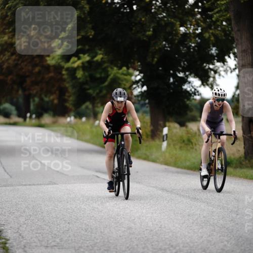 30.08.2026 - Elbe Triathlon Hamburg Michael Burmester http://msf.ph/oto/10060047 30.08.2026 11:38:37 Radfahren 1626, 1633 meine-sportfotos.de