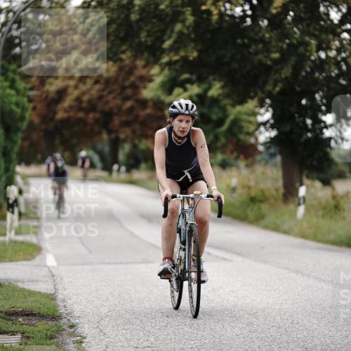 30.08.2026 - Elbe Triathlon Hamburg Michael Burmester http://msf.ph/oto/10060062 30.08.2026 11:38:54 Radfahren 1535, 1596, 1637 meine-sportfotos.de