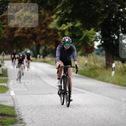 30.08.2026 - Elbe Triathlon Hamburg Michael Burmester http://msf.ph/oto/10060065 30.08.2026 11:38:58 Radfahren 1514, 1535, 1540, 1543 meine-sportfotos.de