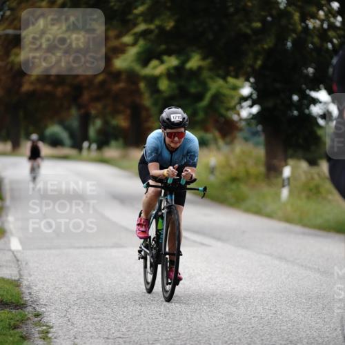30.08.2026 - Elbe Triathlon Hamburg Michael Burmester http://msf.ph/oto/10060096 30.08.2026 11:39:08 Radfahren 1524, 1540, 1543, 1683, 1715 meine-sportfotos.de