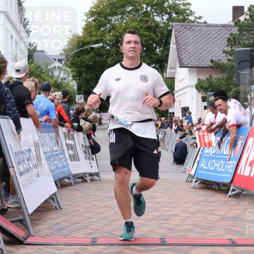 30.08.2026 - Blankeneser Heldenlauf Lena Gebhardt http://msf.ph/oto/10060099 30.08.2026 12:27:47 Ziel 4229, 4324 meine-sportfotos.de