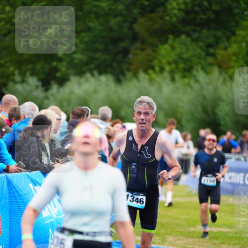 30.08.2026 - Elbe Triathlon Hamburg LAZAROV Photography http://msf.ph/oto/10060100 30.08.2026 11:39:02 Ziel 936, 1158, 1319, 1346, 1456 meine-sportfotos.de