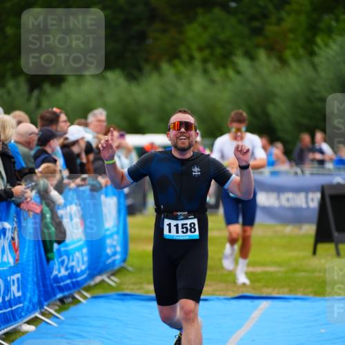 30.08.2026 - Elbe Triathlon Hamburg LAZAROV Photography http://msf.ph/oto/10060108 30.08.2026 11:39:05 Ziel 936, 1158, 1169, 1319, 1346, 1456 meine-sportfotos.de