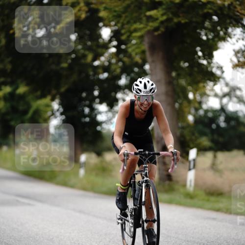 30.08.2026 - Elbe Triathlon Hamburg Michael Burmester http://msf.ph/oto/10060124 30.08.2026 11:39:29 Radfahren 1542, 1593, 1678 meine-sportfotos.de