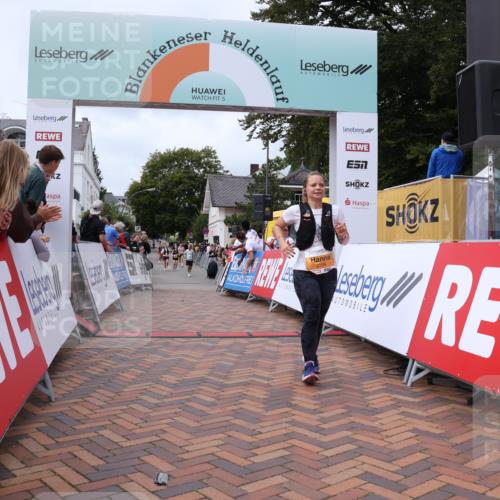 30.08.2026 - Blankeneser Heldenlauf Lena Gebhardt http://msf.ph/oto/10060147 30.08.2026 12:27:56 Ziel 2398 meine-sportfotos.de
