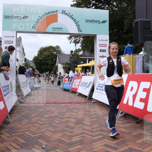 30.08.2026 - Blankeneser Heldenlauf Lena Gebhardt http://msf.ph/oto/10060154 30.08.2026 12:27:56 Ziel 2398 meine-sportfotos.de