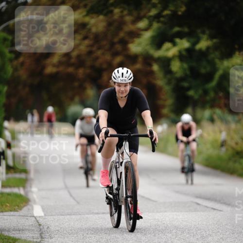 30.08.2026 - Elbe Triathlon Hamburg Michael Burmester http://msf.ph/oto/10060155 30.08.2026 11:39:54 Radfahren 1416, 1566, 1694 meine-sportfotos.de
