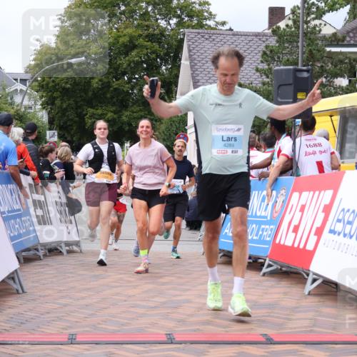 30.08.2026 - Blankeneser Heldenlauf Lena Gebhardt http://msf.ph/oto/10060180 30.08.2026 12:28:03 Ziel 2366, 2827, 4195, 4212, 4213, 4289 meine-sportfotos.de
