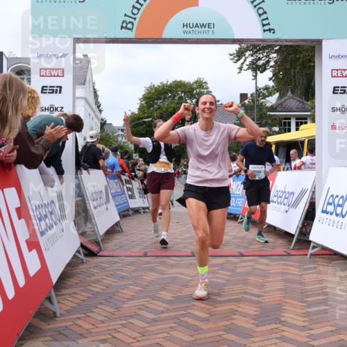 30.08.2026 - Blankeneser Heldenlauf Lena Gebhardt http://msf.ph/oto/10060198 30.08.2026 12:28:05 Ziel 2366, 2827, 4195, 4212, 4213, 4289, 4463 meine-sportfotos.de