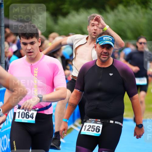 30.08.2026 - Elbe Triathlon Hamburg LAZAROV Photography http://msf.ph/oto/10060202 30.08.2026 11:39:21 Ziel 709, 992, 1064, 1123, 1125, 1205, 1214, 1256 meine-sportfotos.de