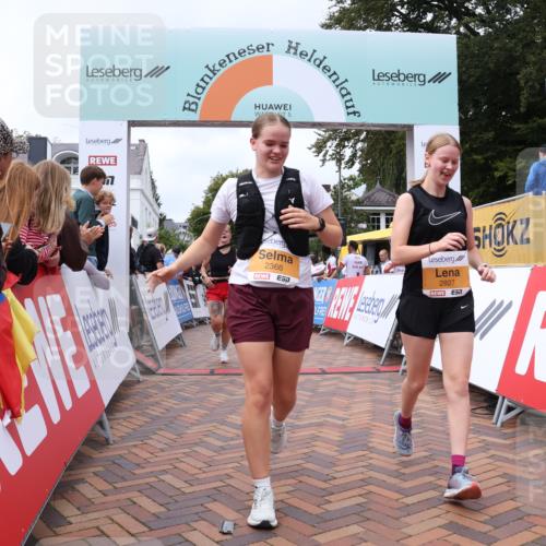30.08.2026 - Blankeneser Heldenlauf Lena Gebhardt http://msf.ph/oto/10060232 30.08.2026 12:28:07 Ziel 2366, 2827, 4195, 4212, 4213, 4289, 4463 meine-sportfotos.de