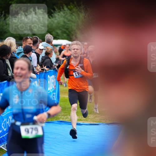 30.08.2026 - Elbe Triathlon Hamburg LAZAROV Photography http://msf.ph/oto/10060269 30.08.2026 11:39:41 Ziel 802, 812, 979, 1146, 1247, 1277 meine-sportfotos.de