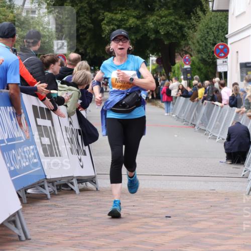 30.08.2026 - Blankeneser Heldenlauf Lena Gebhardt http://msf.ph/oto/10060310 30.08.2026 12:28:29 Ziel 2462 meine-sportfotos.de