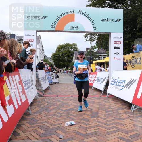 30.08.2026 - Blankeneser Heldenlauf Lena Gebhardt http://msf.ph/oto/10060324 30.08.2026 12:28:32 Ziel 2462 meine-sportfotos.de