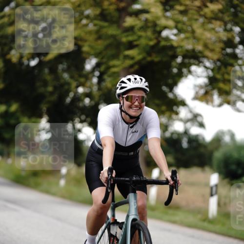 30.08.2026 - Elbe Triathlon Hamburg Michael Burmester http://msf.ph/oto/10060347 30.08.2026 11:43:32 Radfahren 1601, 1647 meine-sportfotos.de