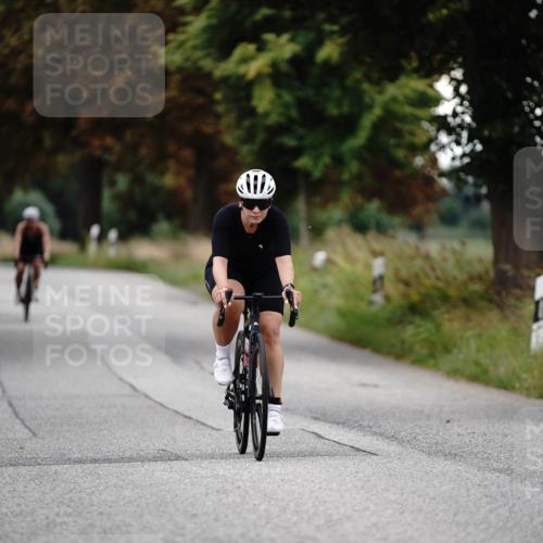 30.08.2026 - Elbe Triathlon Hamburg Michael Burmester http://msf.ph/oto/10060374 30.08.2026 11:44:16 Radfahren 1567, 1618 meine-sportfotos.de