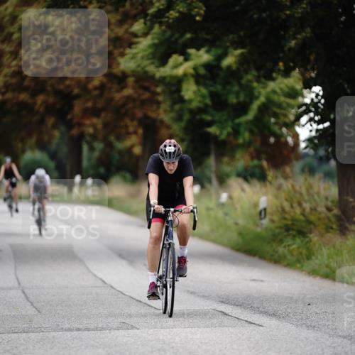 30.08.2026 - Elbe Triathlon Hamburg Michael Burmester http://msf.ph/oto/10060407 30.08.2026 11:44:47 Radfahren 1622, 1656, 1698 meine-sportfotos.de