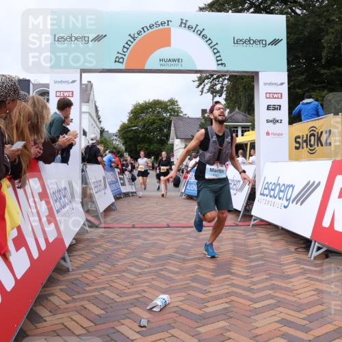 30.08.2026 - Blankeneser Heldenlauf Lena Gebhardt http://msf.ph/oto/10060438 30.08.2026 12:28:50 Ziel 2455, 2459, 4021, 4216, 4246 meine-sportfotos.de