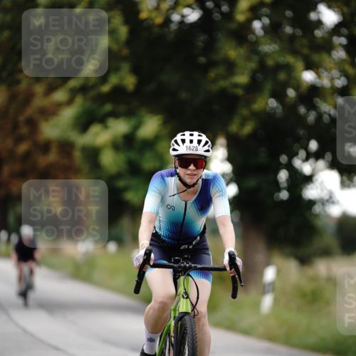 30.08.2026 - Elbe Triathlon Hamburg Michael Burmester http://msf.ph/oto/10060504 30.08.2026 11:46:15 Radfahren 1606, 1628, 1646 meine-sportfotos.de