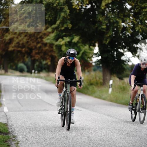 30.08.2026 - Elbe Triathlon Hamburg Michael Burmester http://msf.ph/oto/10060513 30.08.2026 11:46:19 Radfahren 1606, 1646 meine-sportfotos.de