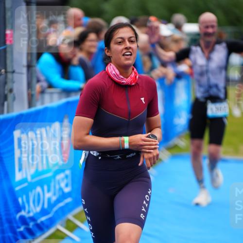30.08.2026 - Elbe Triathlon Hamburg LAZAROV Photography http://msf.ph/oto/10060521 30.08.2026 11:41:08 Ziel 845, 920, 1302 meine-sportfotos.de